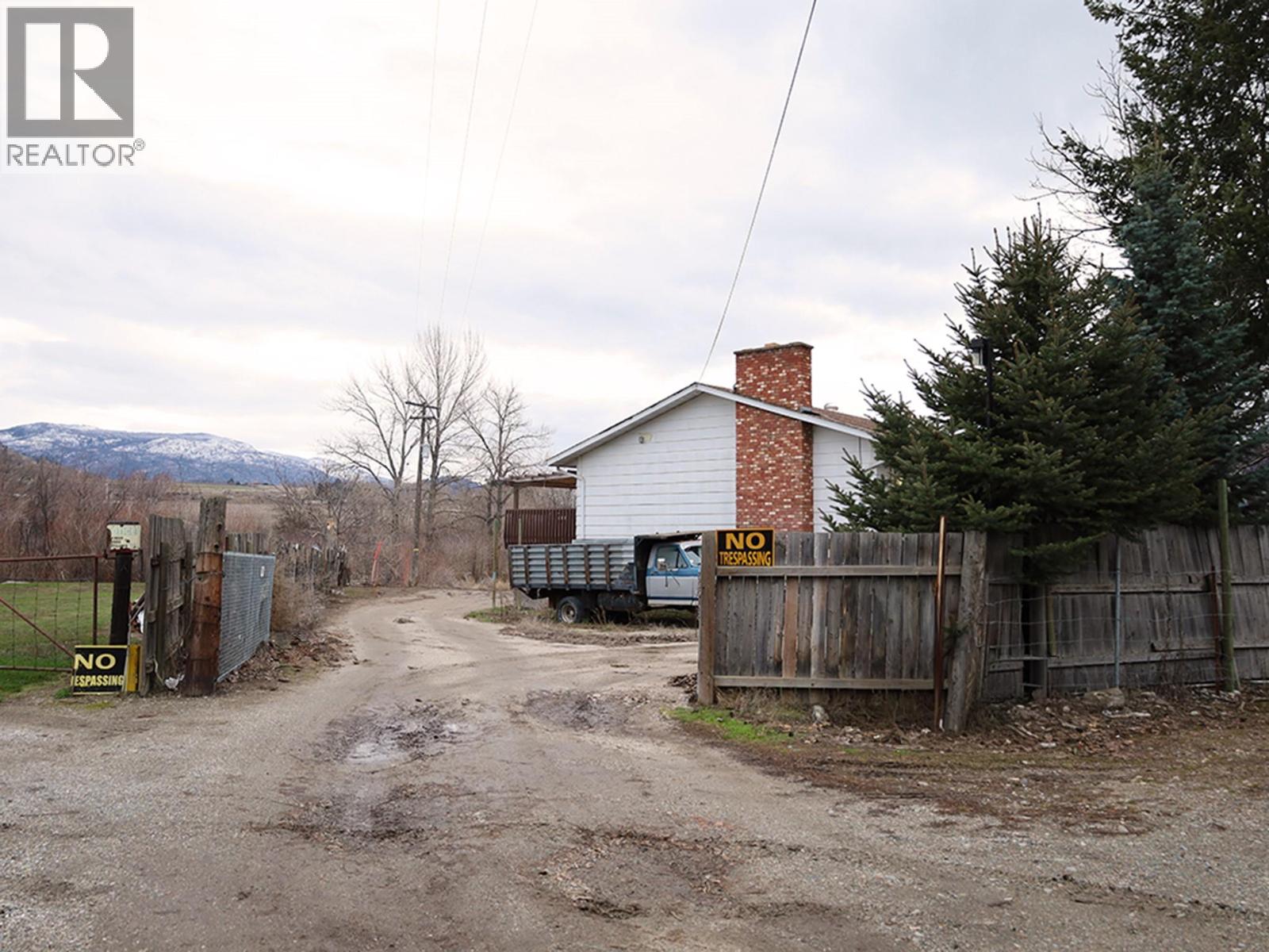 301 Road 12 Road, Oliver, British Columbia  V0H 1T1 - Photo 17 - 10373242