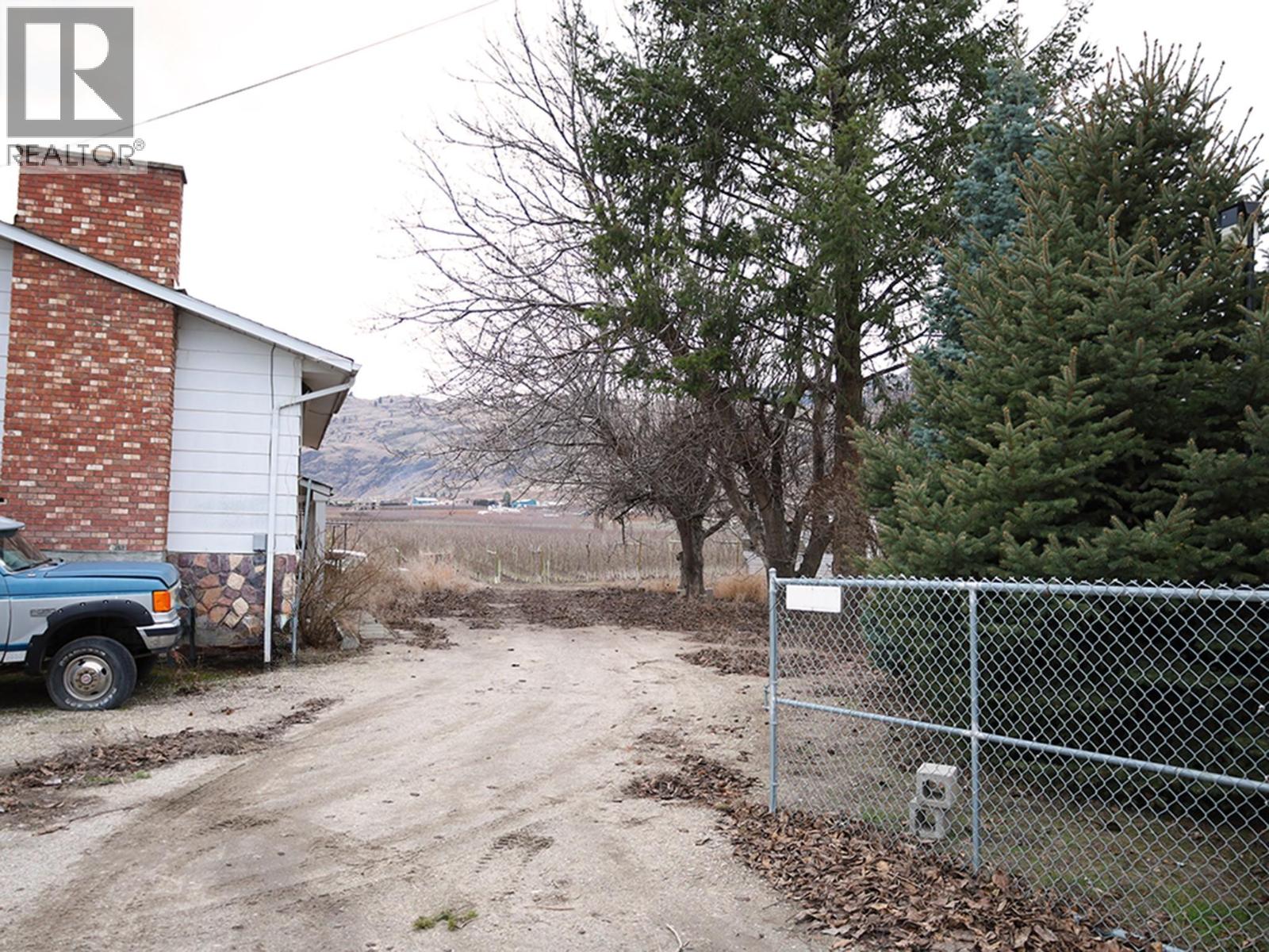 301 Road 12 Road, Oliver, British Columbia  V0H 1T1 - Photo 18 - 10373242