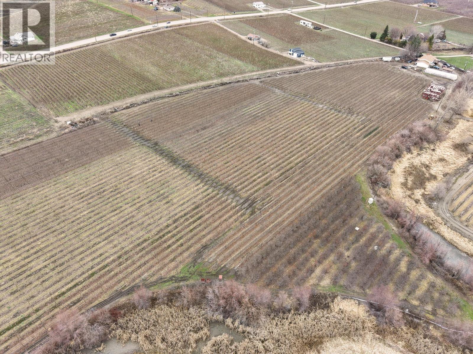 301 Road 12 Road, Oliver, British Columbia  V0H 1T1 - Photo 5 - 10373242