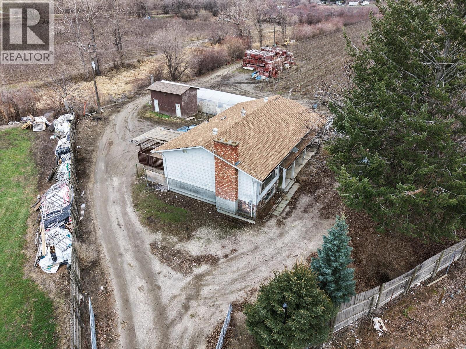 301 Road 12 Road, Oliver, British Columbia  V0H 1T1 - Photo 9 - 10373242