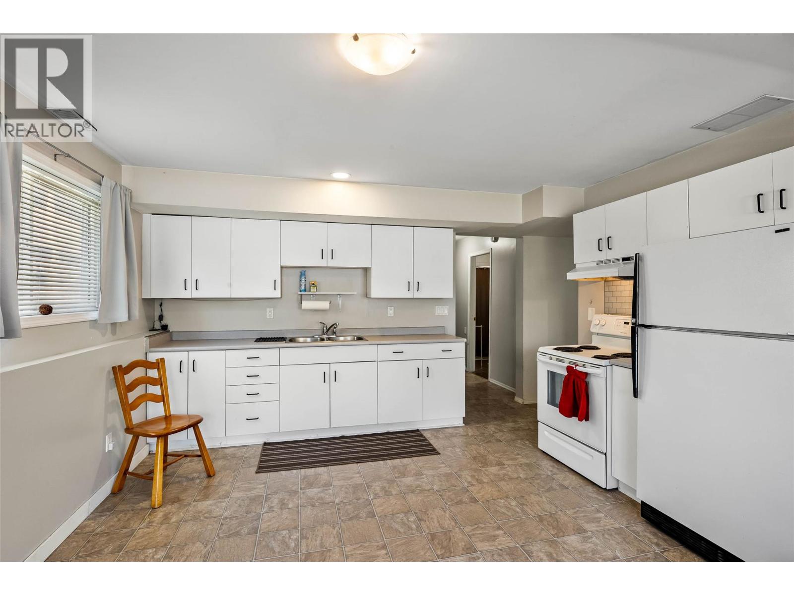 2895 Scott Place, Merritt, British Columbia  V1K 0B1 - Photo 24 - 10374560
