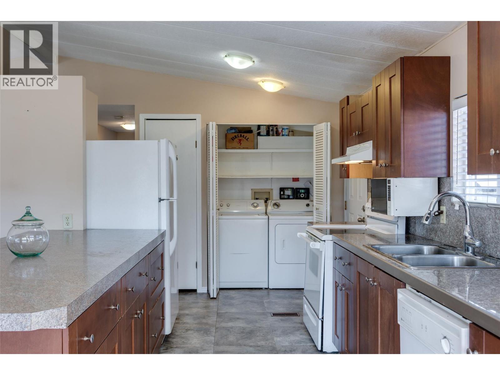 3535 Mcculloch Road Unit# 51, Kelowna, British Columbia  V1W 4R8 - Photo 11 - 10373538