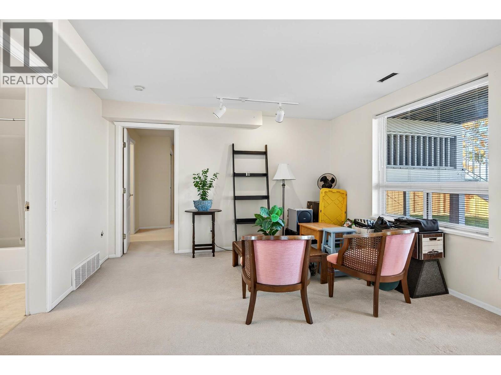 992 Canongate Crescent, Kamloops, British Columbia  V1S 1W8 - Photo 38 - 10374656