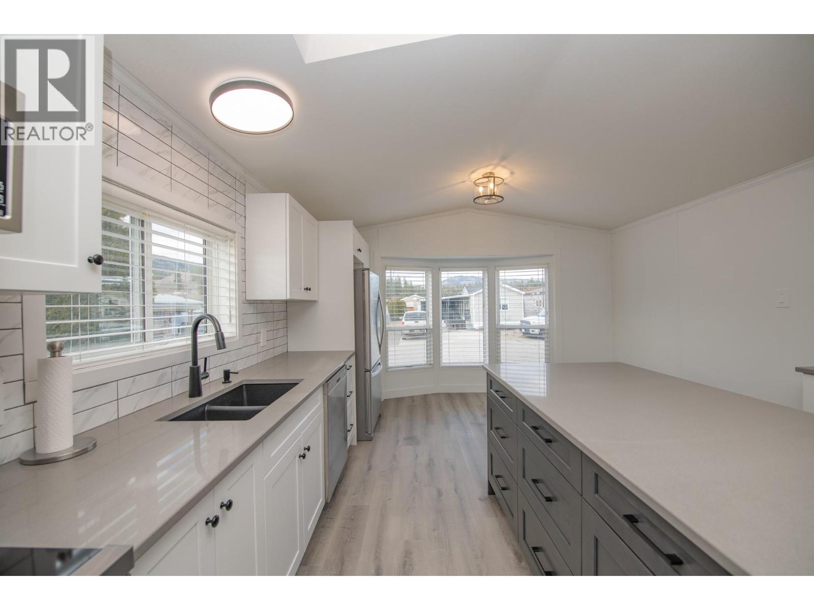 12560 Westside Road Unit# 27, Vernon, British Columbia  V1H 1S9 - Photo 5 - 10374489