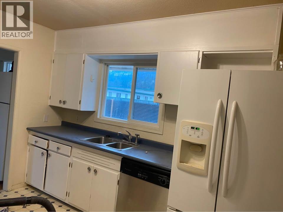 470 Snowsell Street N, Kelowna, British Columbia  V1V 2C7 - Photo 11 - 10373856