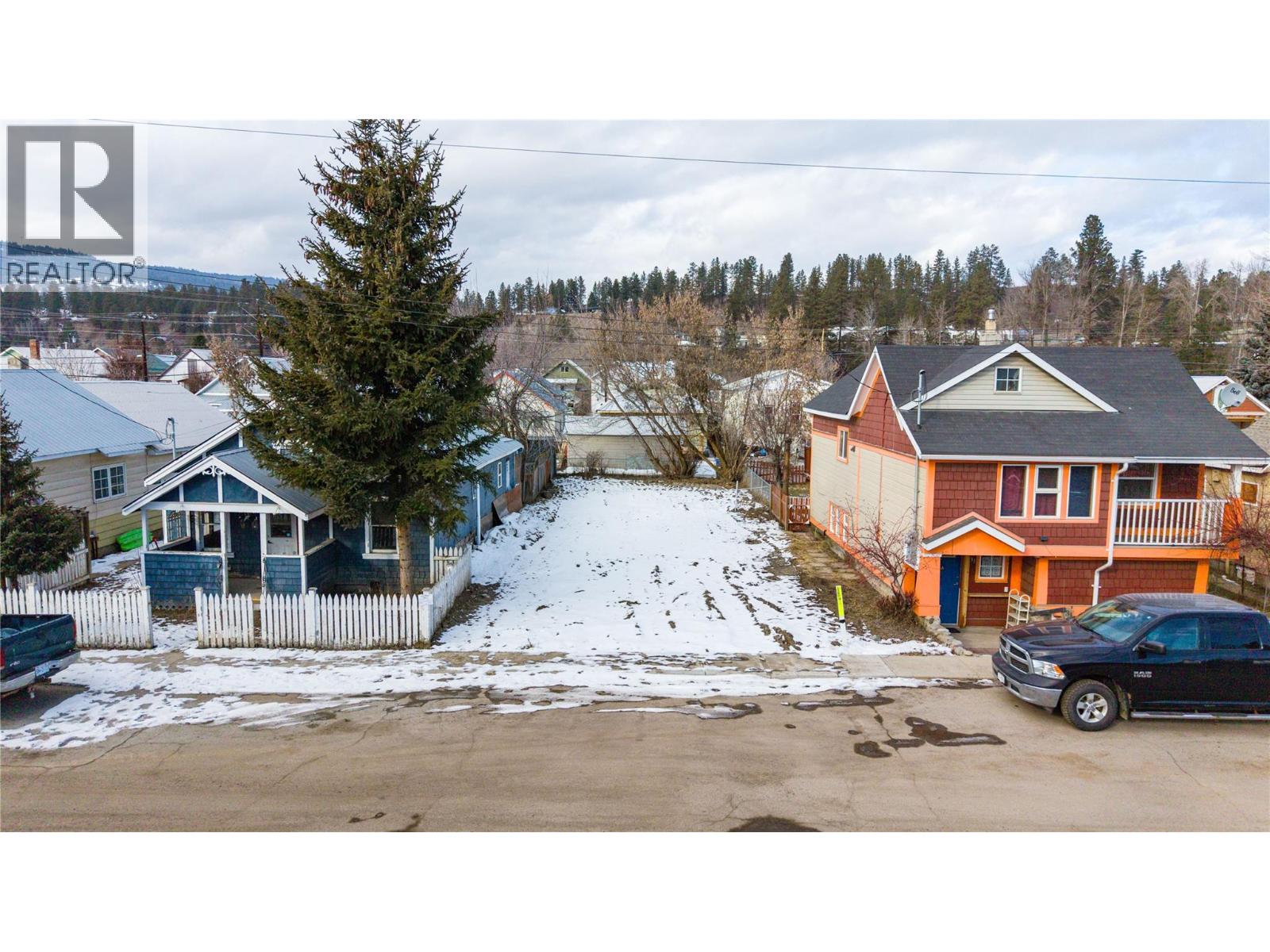 37 KENLEY Avenue, princeton, British Columbia