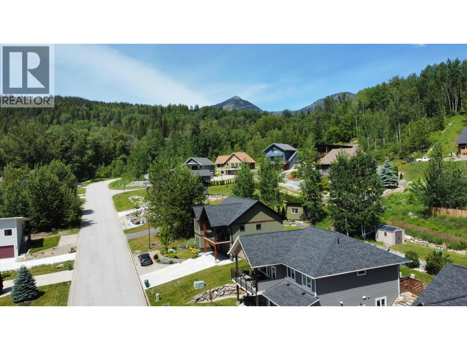 919 Redstone Drive, Rossland, British Columbia  V0G 1Y0 - Photo 10 - 10374558