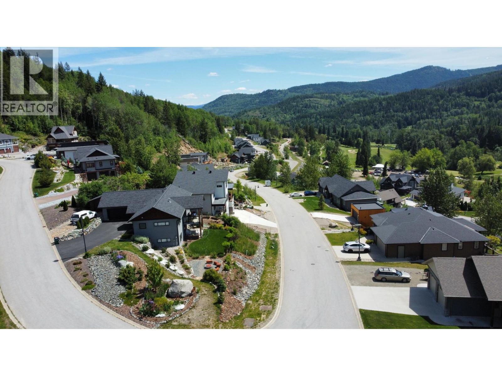 919 Redstone Drive, Rossland, British Columbia  V0G 1Y0 - Photo 11 - 10374558