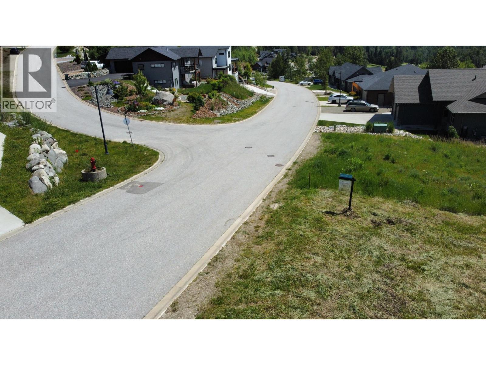919 Redstone Drive, Rossland, British Columbia  V0G 1Y0 - Photo 12 - 10374558