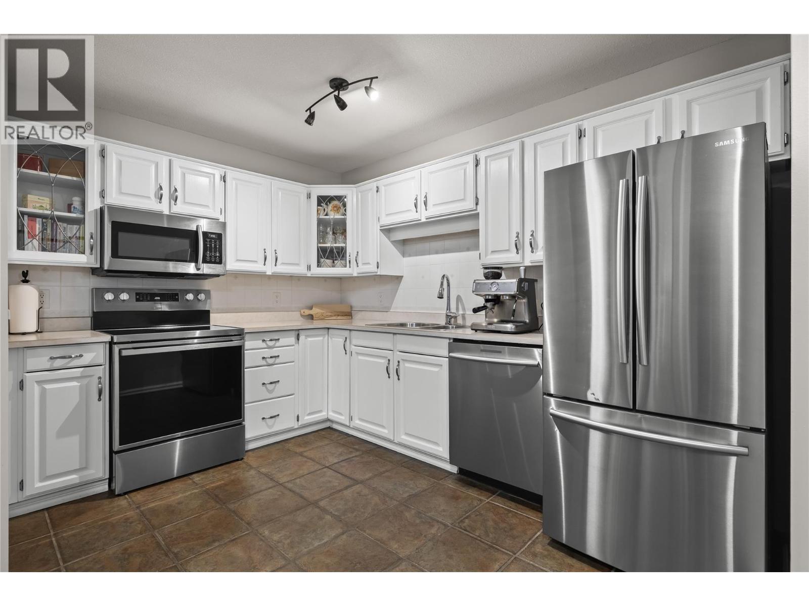 200 Hollywood Road N Unit# 205, Kelowna, British Columbia  V1X 6Y9 - Photo 9 - 10374210