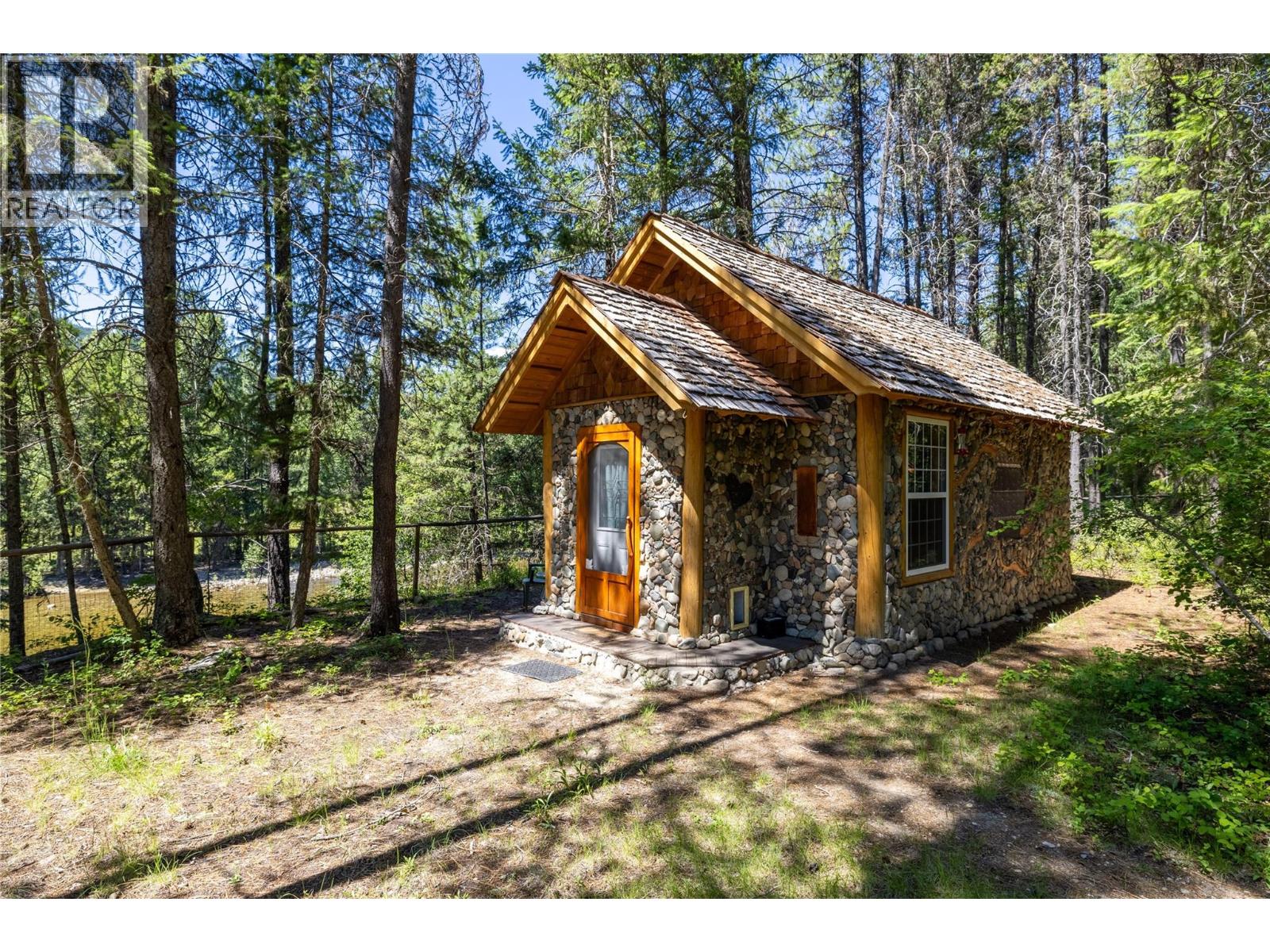 6055 Kettle River Forestry Service Road, Westbridge, British Columbia  V0H 1Y0 - Photo 35 - 10374717