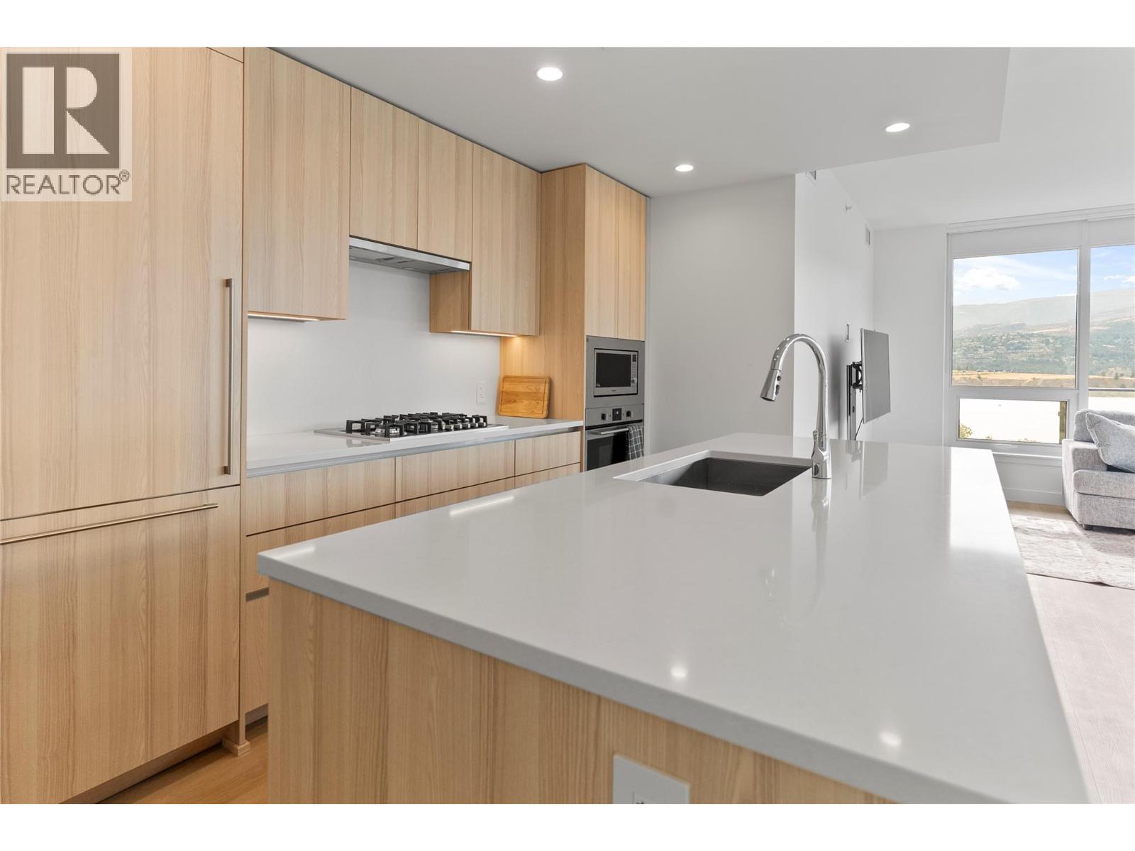 238 Leon Avenue Unit# 1408, Kelowna, British Columbia  V1Y 0N6 - Photo 10 - 10374642
