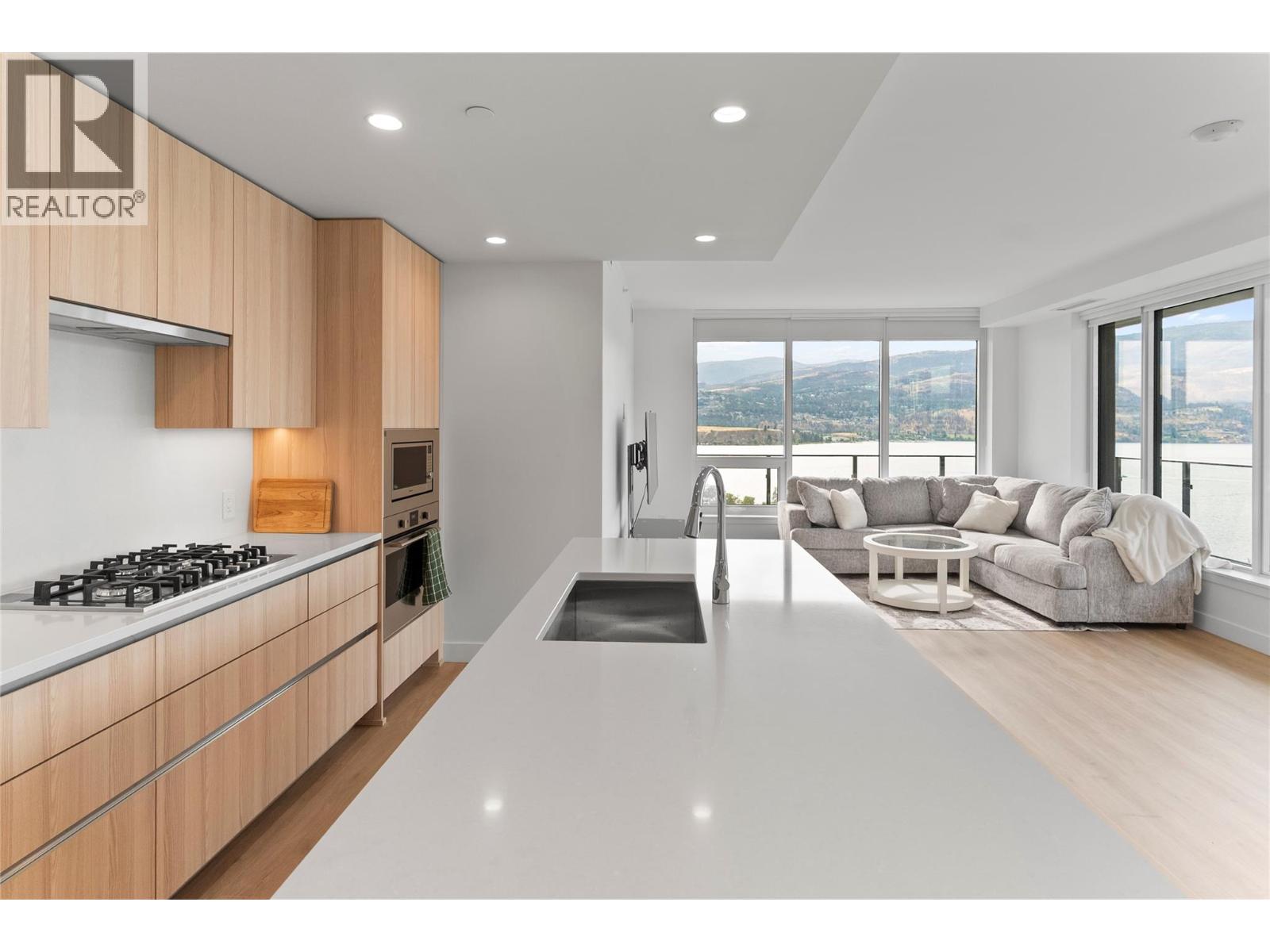 238 Leon Avenue Unit# 1408, Kelowna, British Columbia  V1Y 0N6 - Photo 13 - 10374642