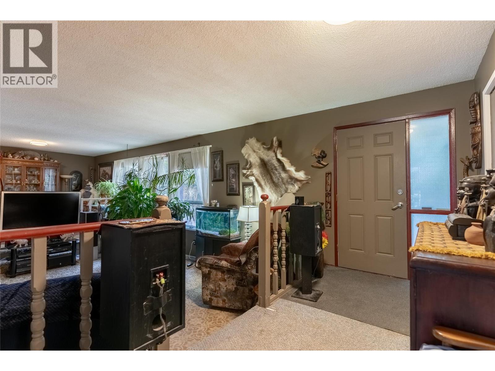 40 Breccia Drive, Logan Lake, British Columbia  V0K 1W0 - Photo 3 - 10374567