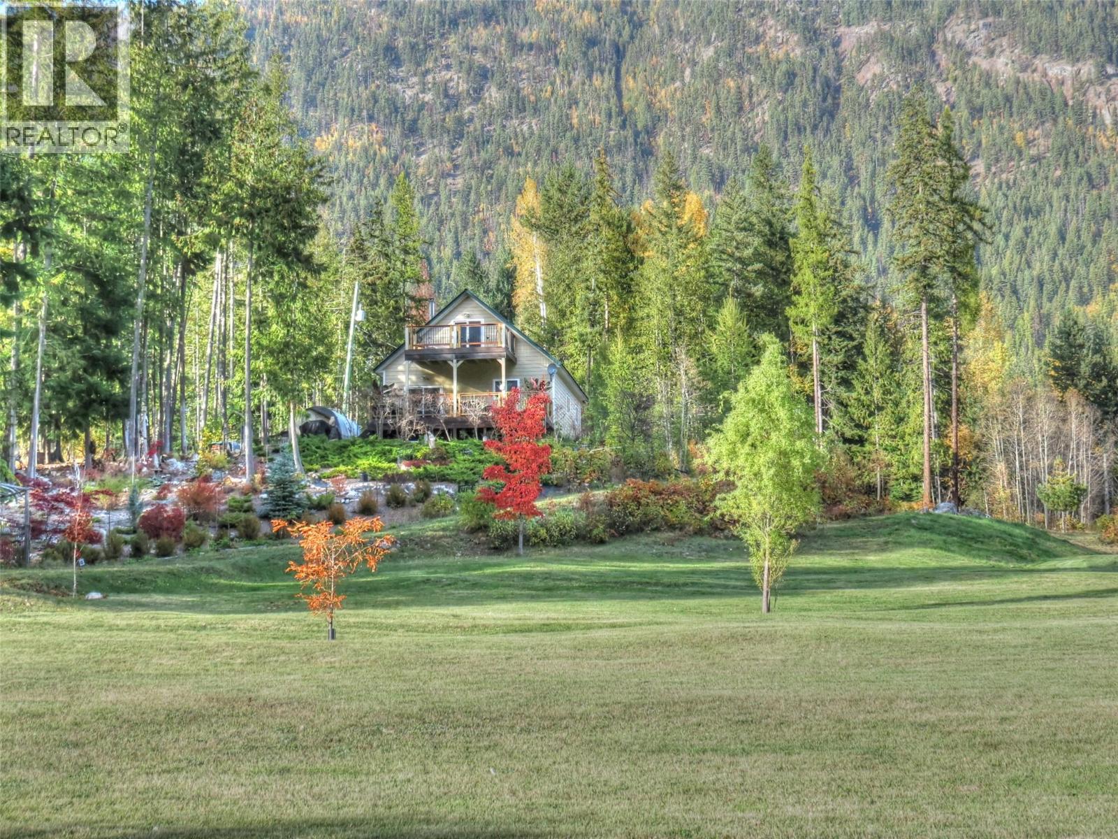 240 Arrow Park Demars Road, Nakusp, British Columbia  V0G 1R1 - Photo 15 - 10374499