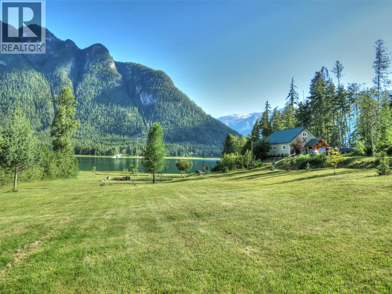 240 Arrow Park Demars Road, Nakusp, British Columbia  V0G 1R1 - Photo 17 - 10374499