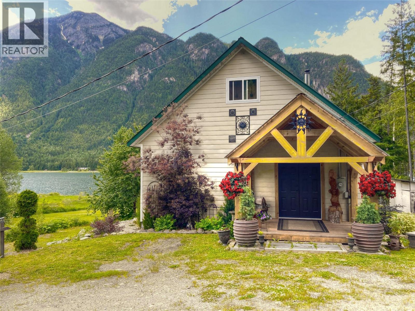 240 Arrow Park Demars Road, Nakusp, British Columbia  V0G 1R1 - Photo 20 - 10374499