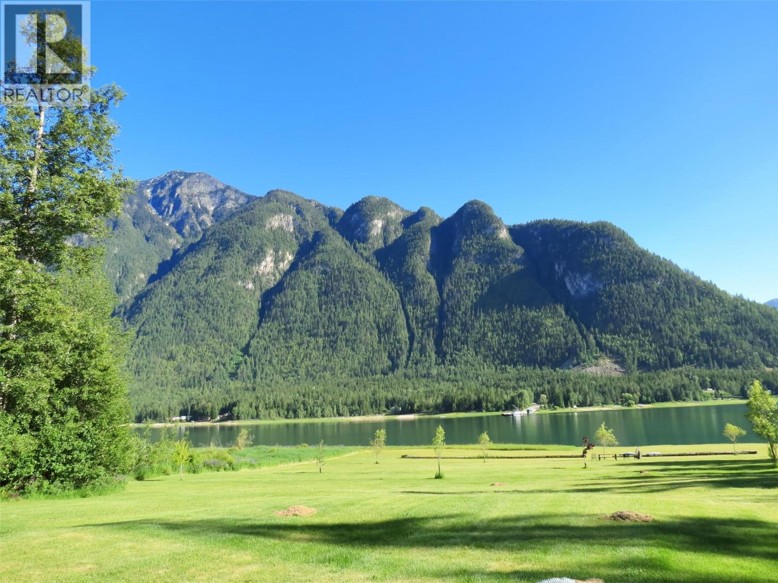 240 Arrow Park Demars Road, Nakusp, British Columbia  V0G 1R1 - Photo 6 - 10374499