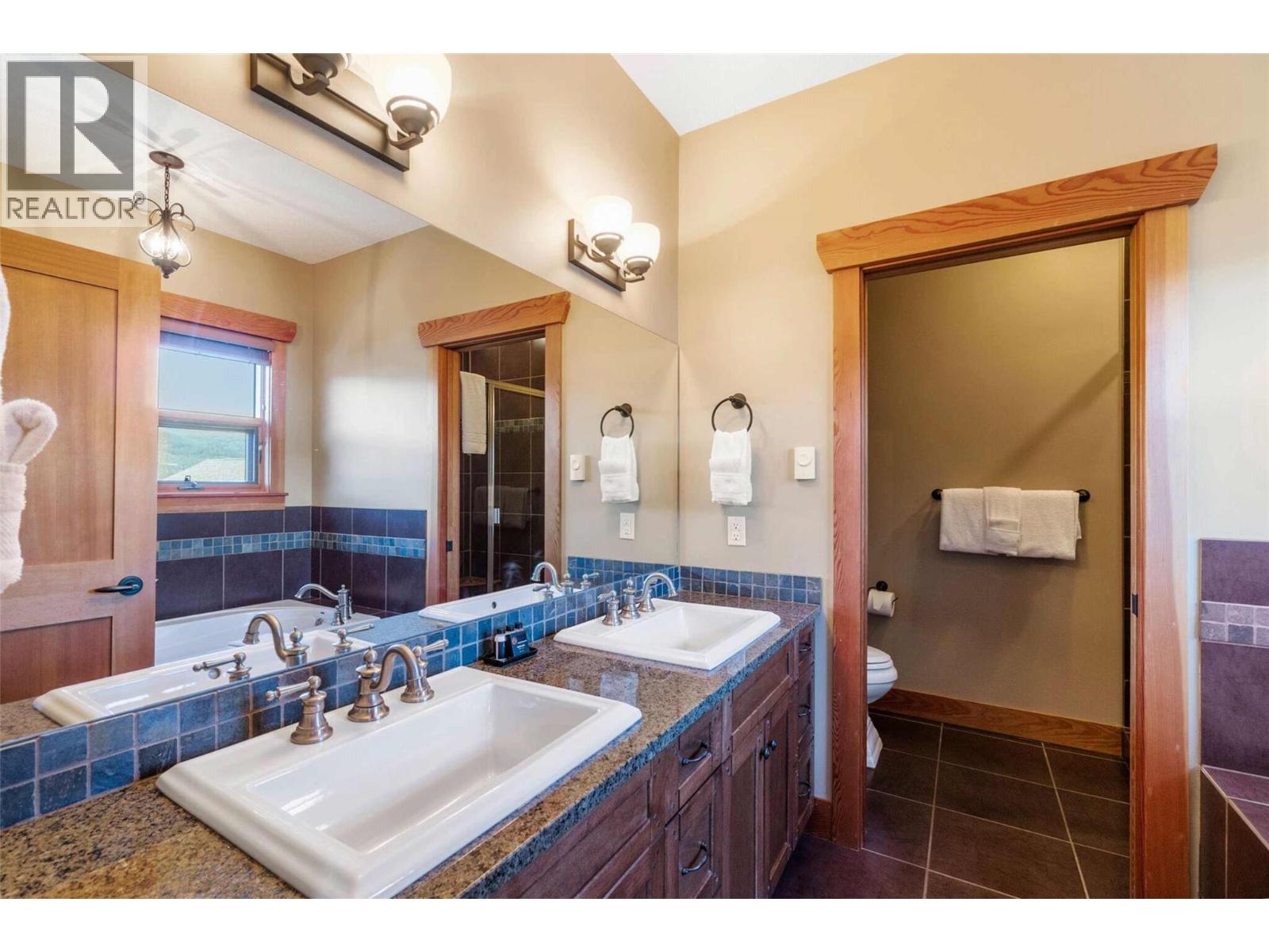 2479 Eagle Bay Road Unit# 17, Blind Bay, British Columbia  V0E 1H1 - Photo 24 - 10374564
