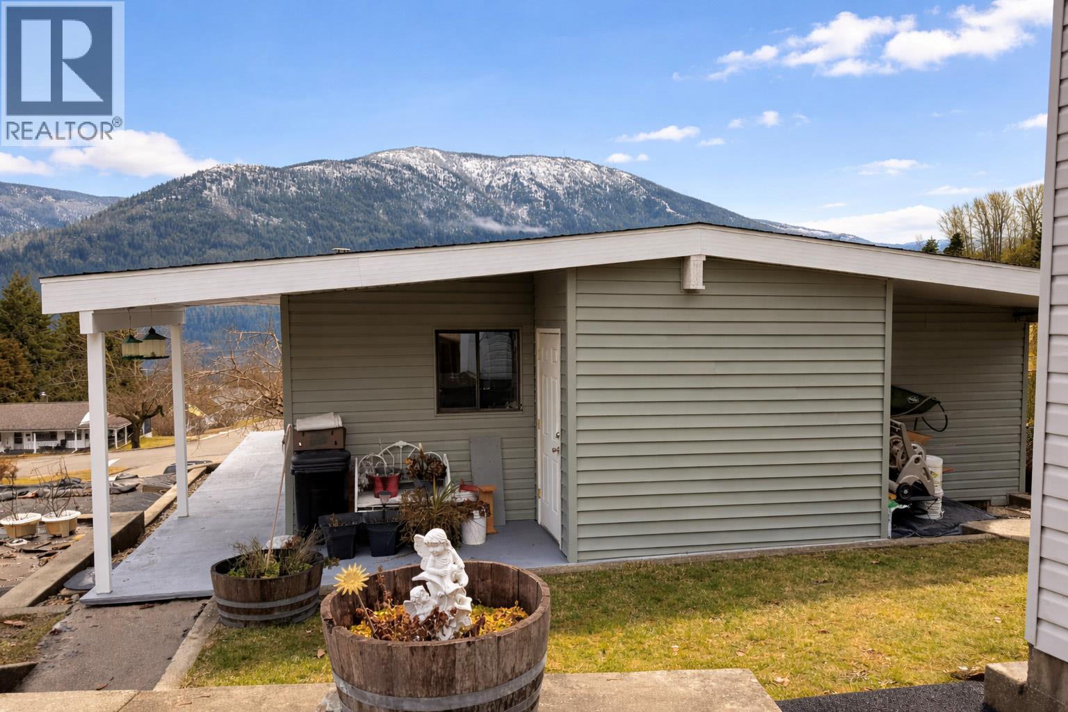 801 Houston Street, Nelson, British Columbia  V1L 5J3 - Photo 56 - 10374655