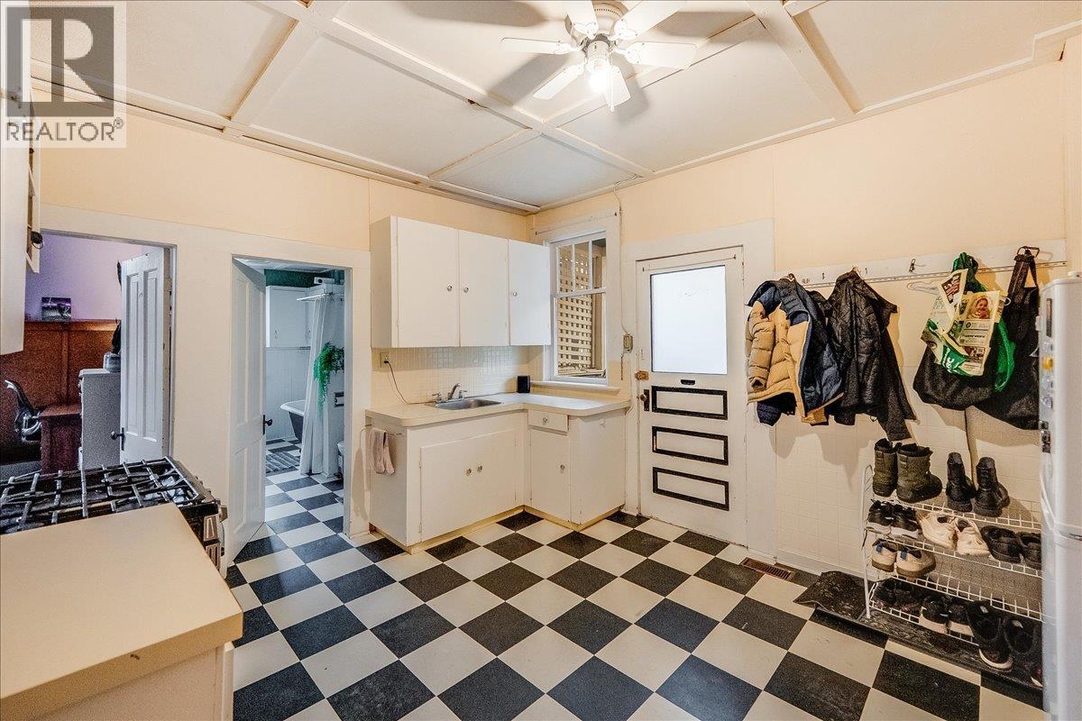 712 Josephine Street, Nelson, British Columbia  V1L 1W9 - Photo 40 - 10373993