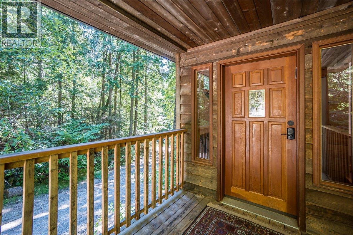 5631 Longbeach Road, Nelson, British Columbia  V1L 6N9 - Photo 67 - 10374255