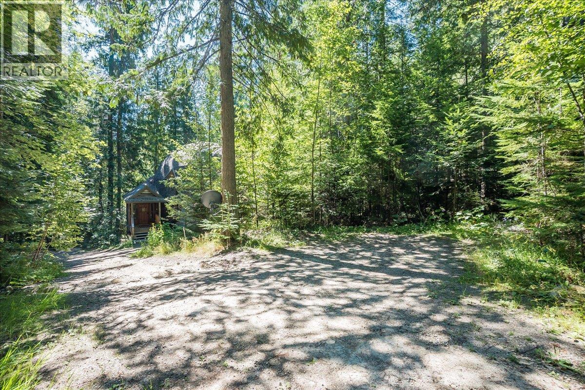 5631 Longbeach Road, Nelson, British Columbia  V1L 6N9 - Photo 76 - 10374255
