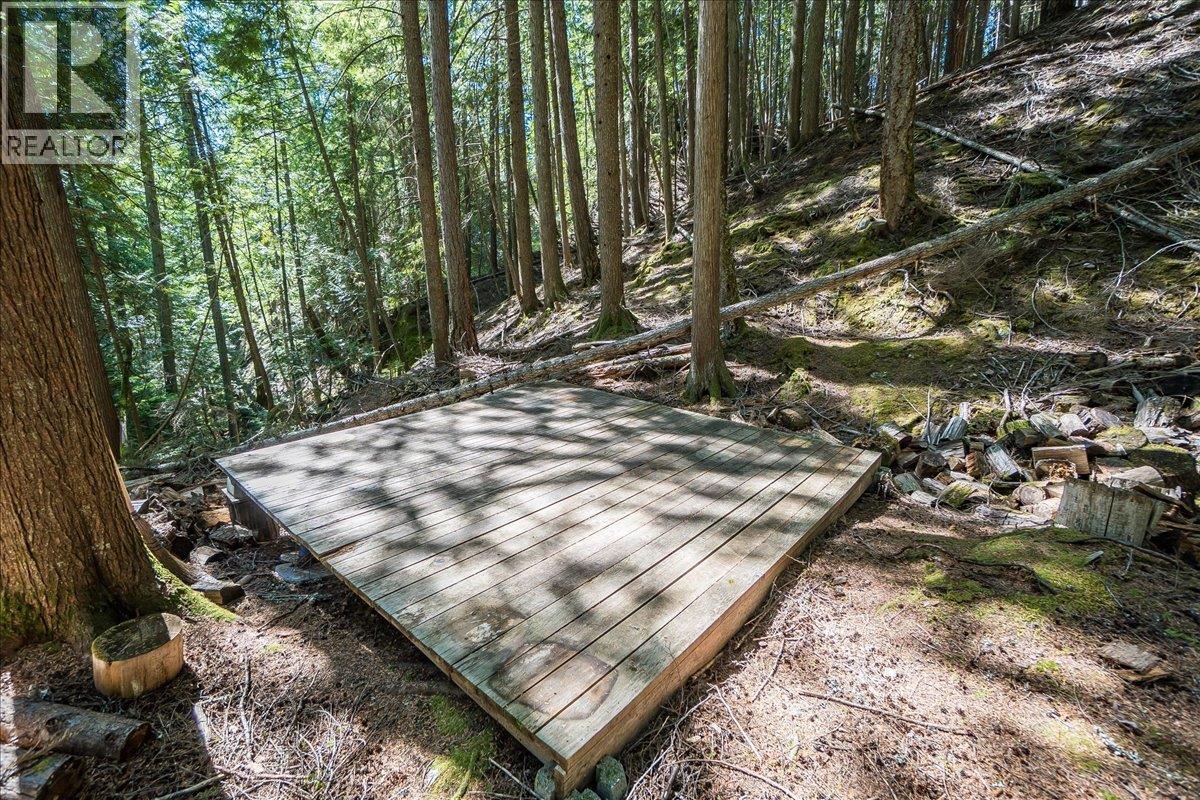 5631 Longbeach Road, Nelson, British Columbia  V1L 6N9 - Photo 86 - 10374255