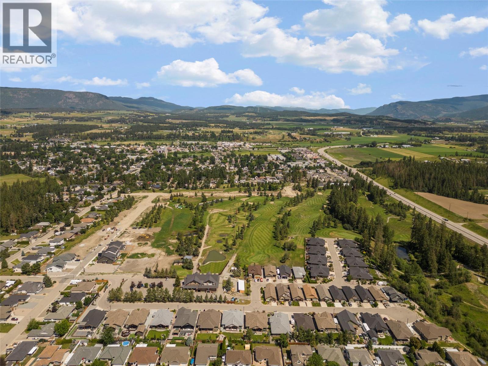 2049 Okanagan Street, Armstrong, British Columbia  V4V 0B7 - Photo 10 - 10374698