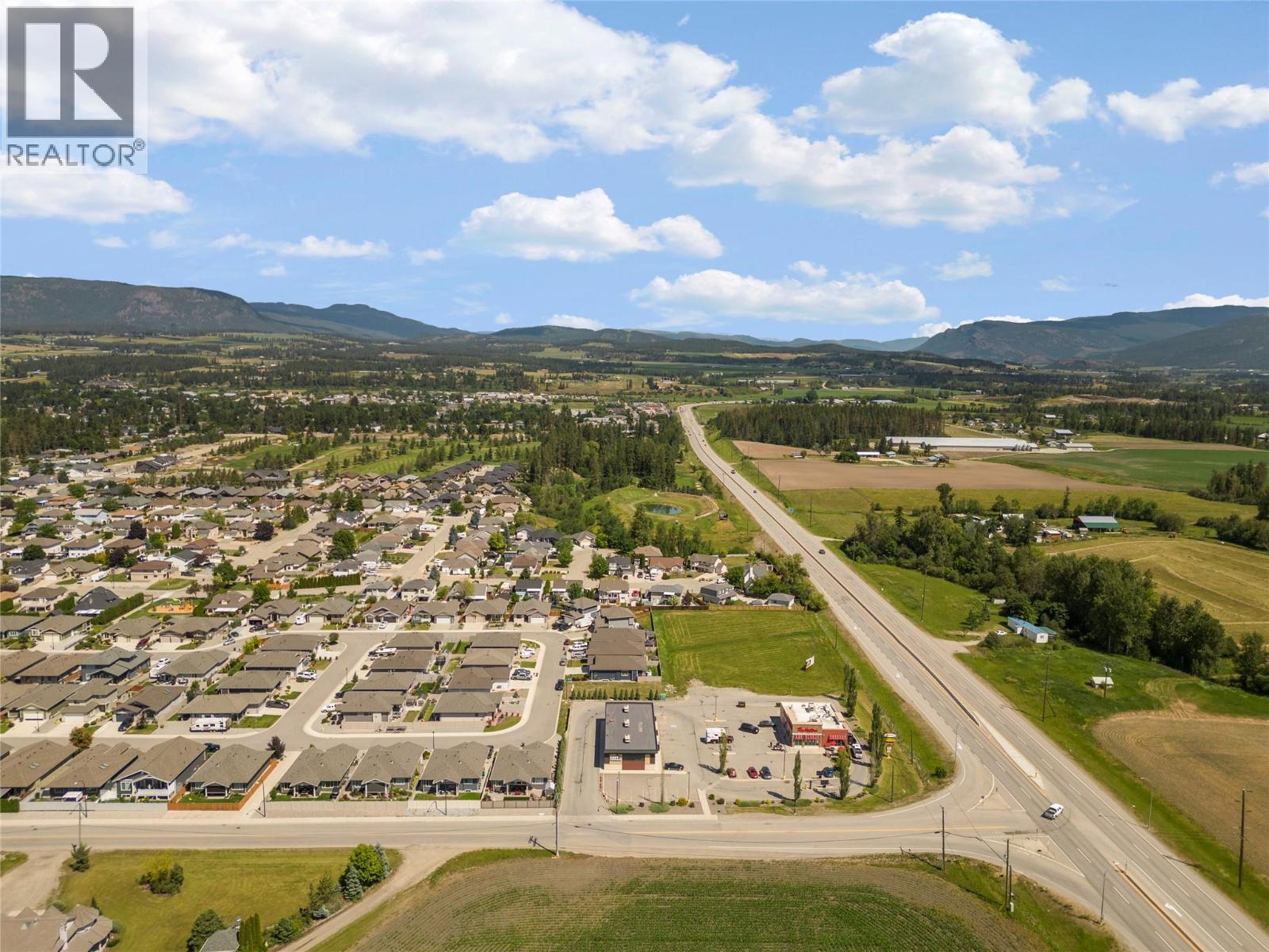 2049 Okanagan Street, Armstrong, British Columbia  V4V 0B7 - Photo 7 - 10374698