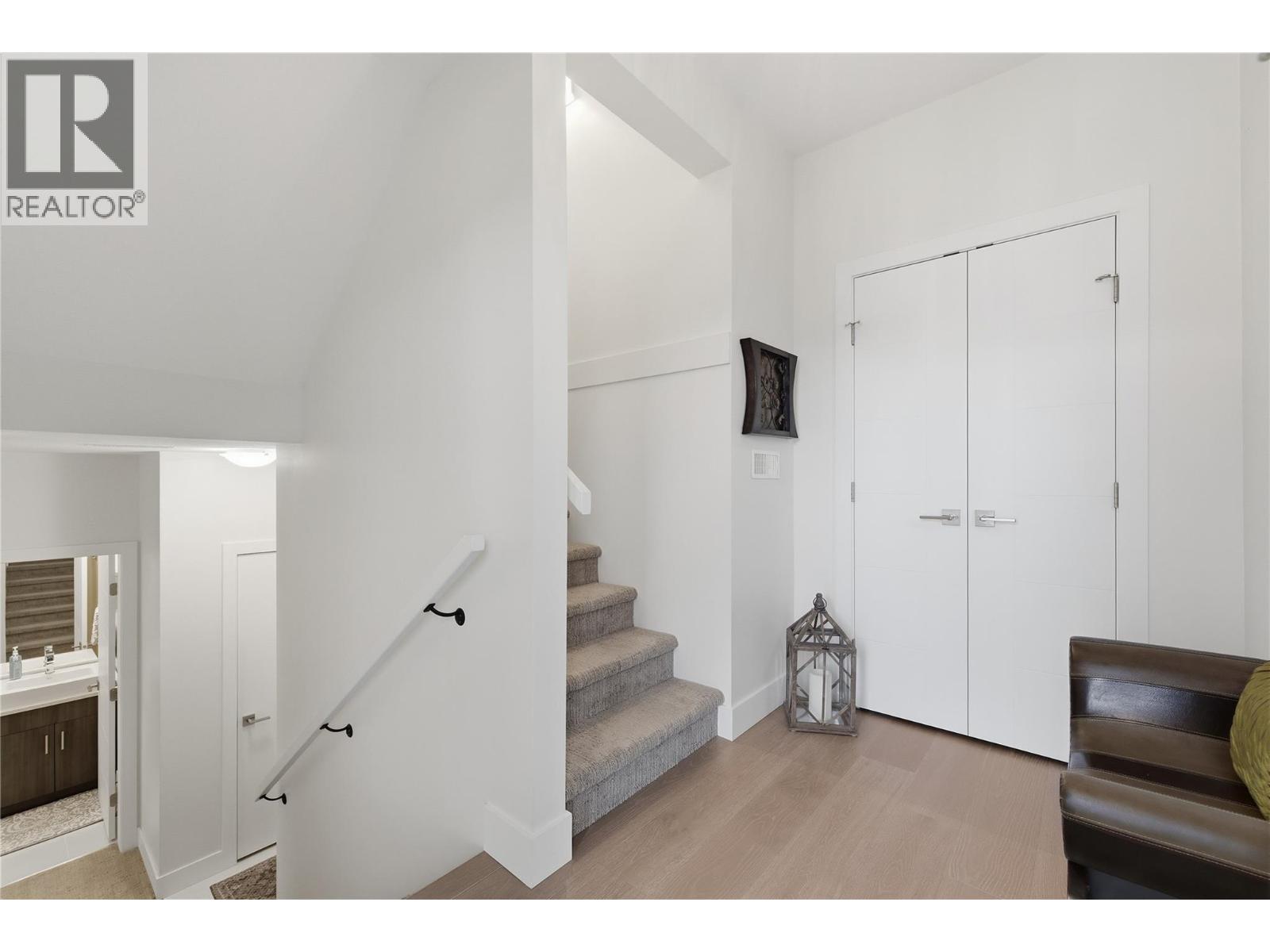 300 Drysdale Boulevard Unit# 10, Kelowna, British Columbia  V1V 3E6 - Photo 26 - 10374664