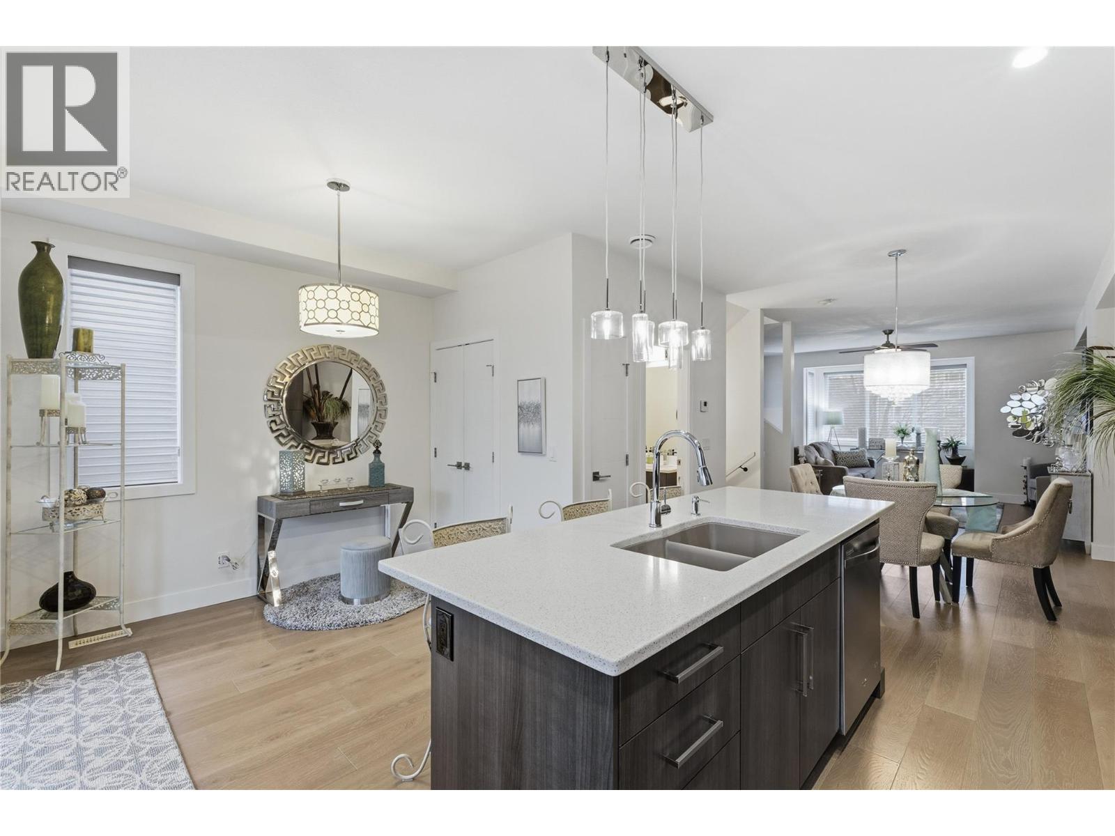 300 Drysdale Boulevard Unit# 10, Kelowna, British Columbia  V1V 3E6 - Photo 7 - 10374664