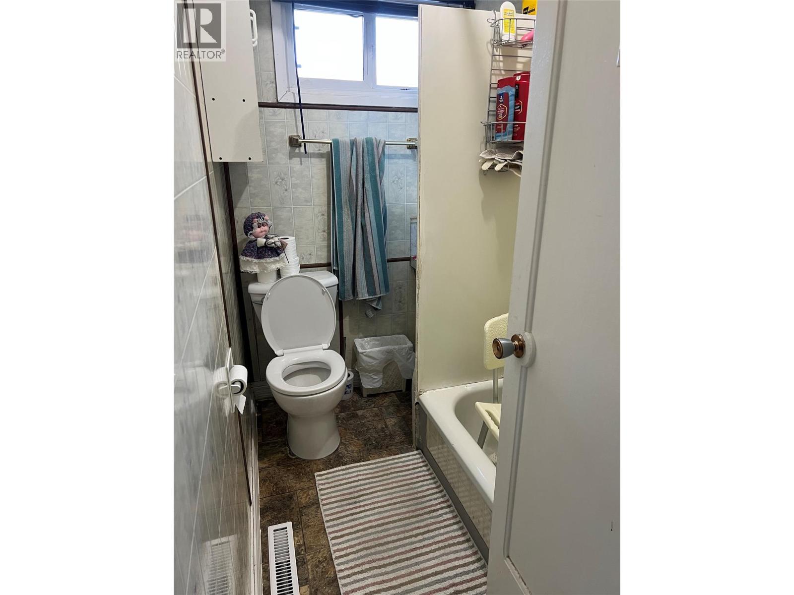 425, 415 Rossland Avenue, Trail, British Columbia  V1R 3N1 - Photo 15 - 10373818
