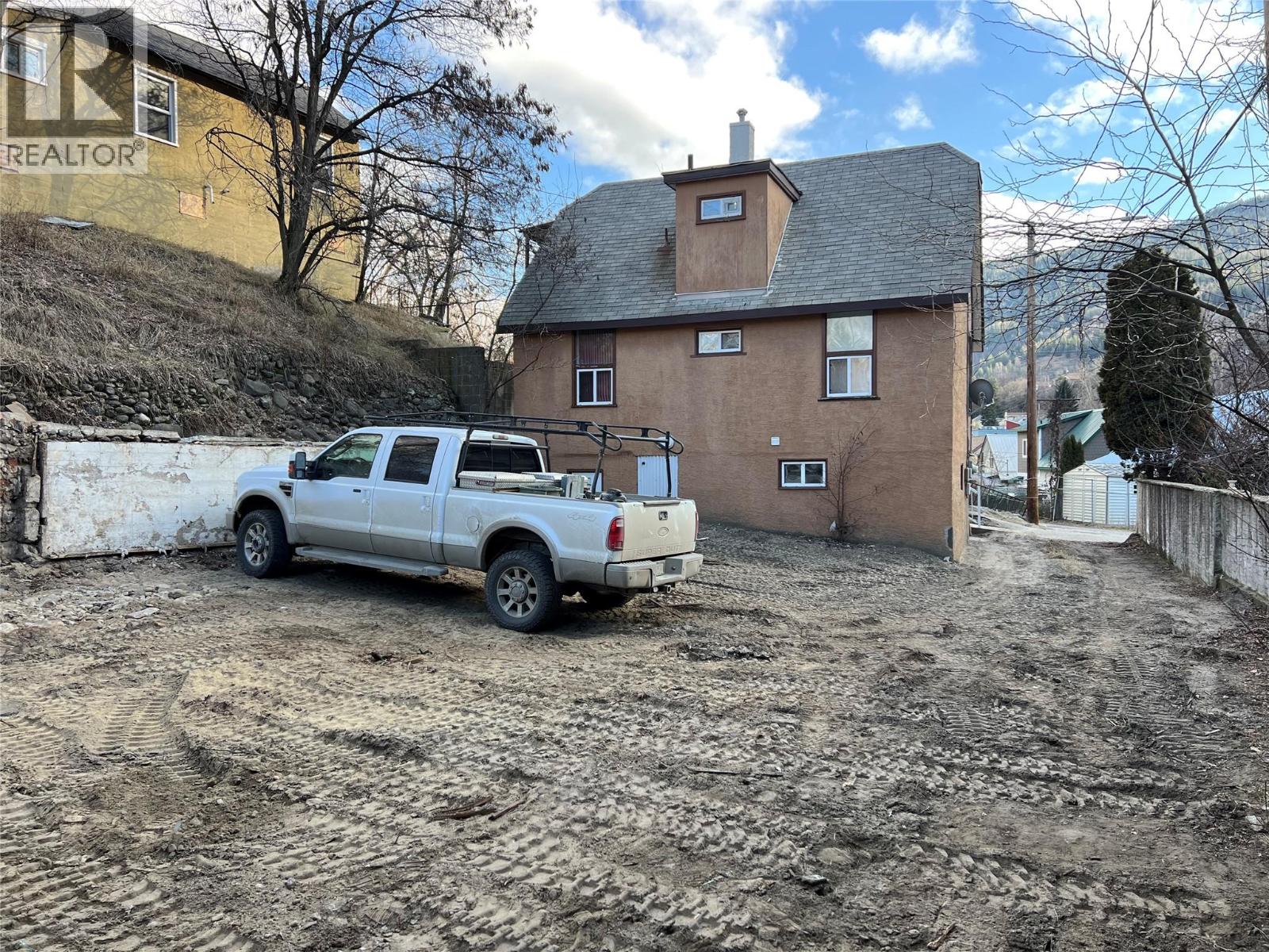 425, 415 Rossland Avenue, Trail, British Columbia  V1R 3N1 - Photo 7 - 10373818