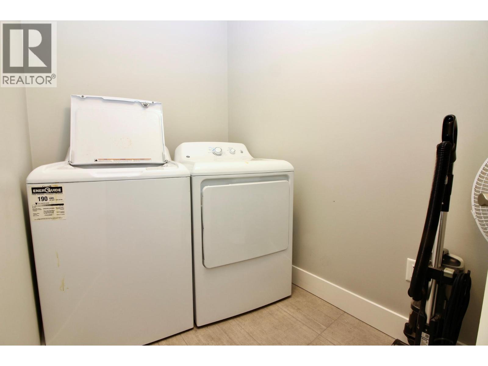 1480 Inkar Road, Kelowna, British Columbia  V1Y 8H7 - Photo 18 - 10374751