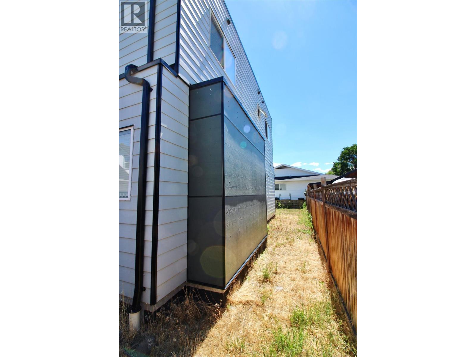 1480 Inkar Road, Kelowna, British Columbia  V1Y 8H7 - Photo 22 - 10374751