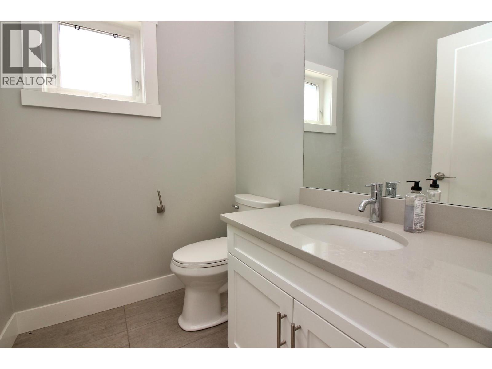 1480 Inkar Road, Kelowna, British Columbia  V1Y 8H7 - Photo 4 - 10374751