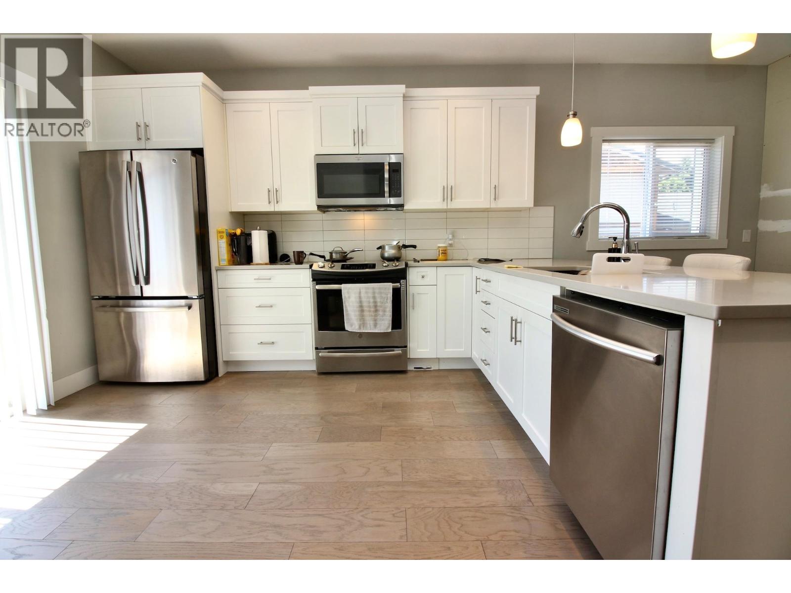 1480 Inkar Road, Kelowna, British Columbia  V1Y 8H7 - Photo 5 - 10374751