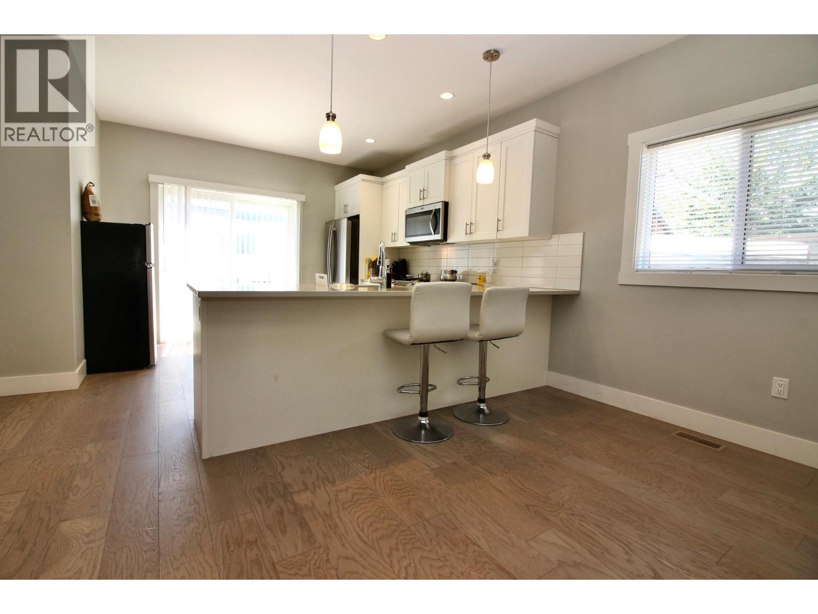 1480 Inkar Road, Kelowna, British Columbia  V1Y 8H7 - Photo 8 - 10374751