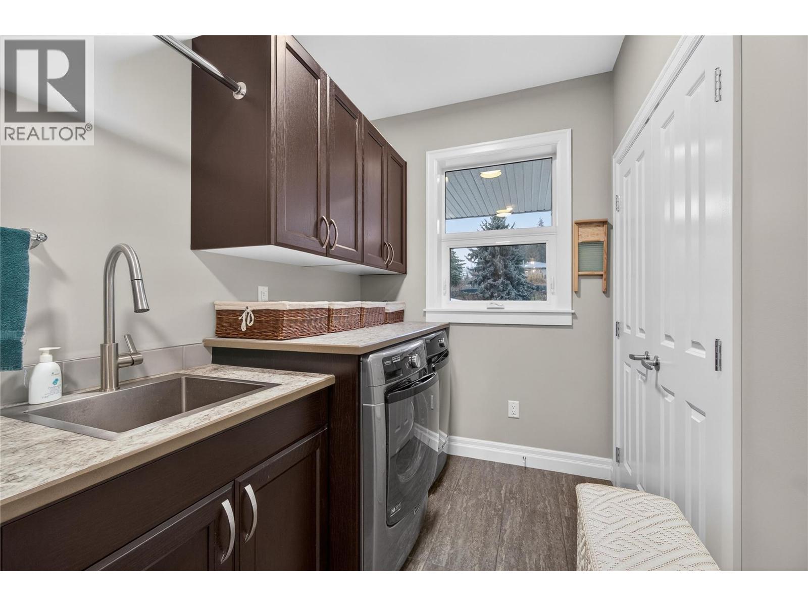 2281 24 Avenue Ne, Salmon Arm, British Columbia  V1E 3Y4 - Photo 39 - 10374607