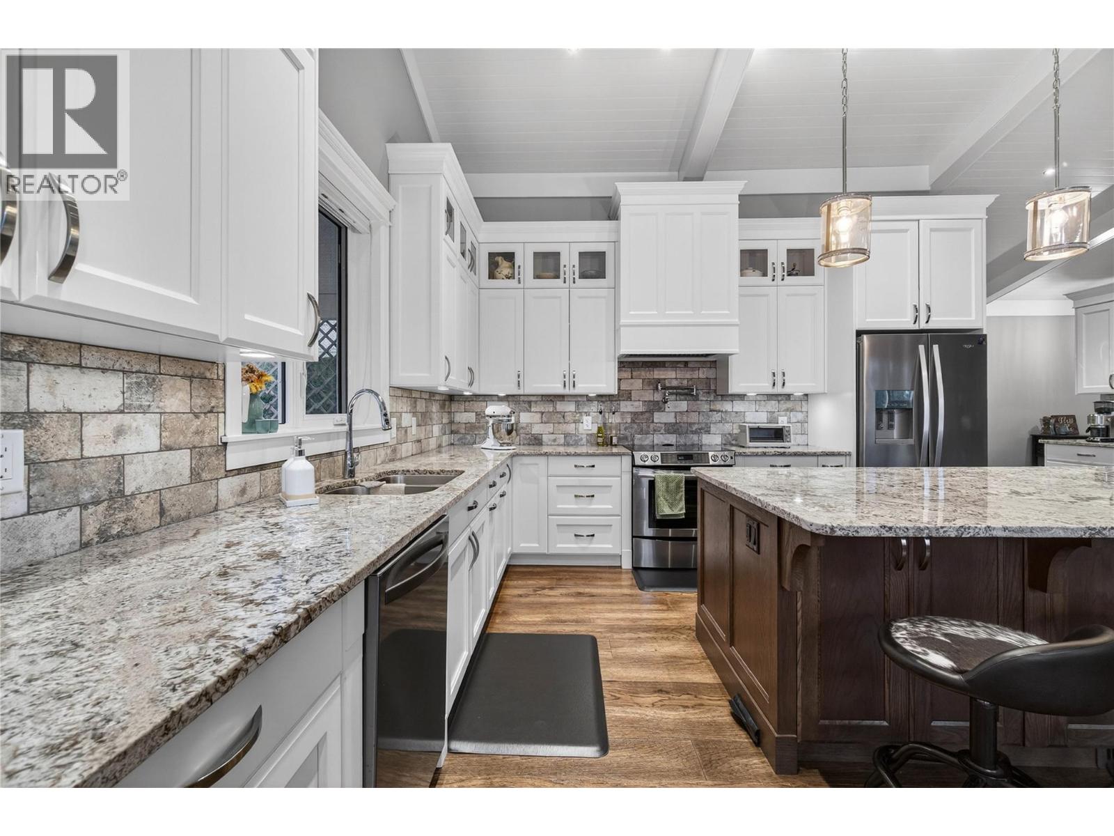 2281 24 Avenue Ne, Salmon Arm, British Columbia  V1E 3Y4 - Photo 48 - 10374607