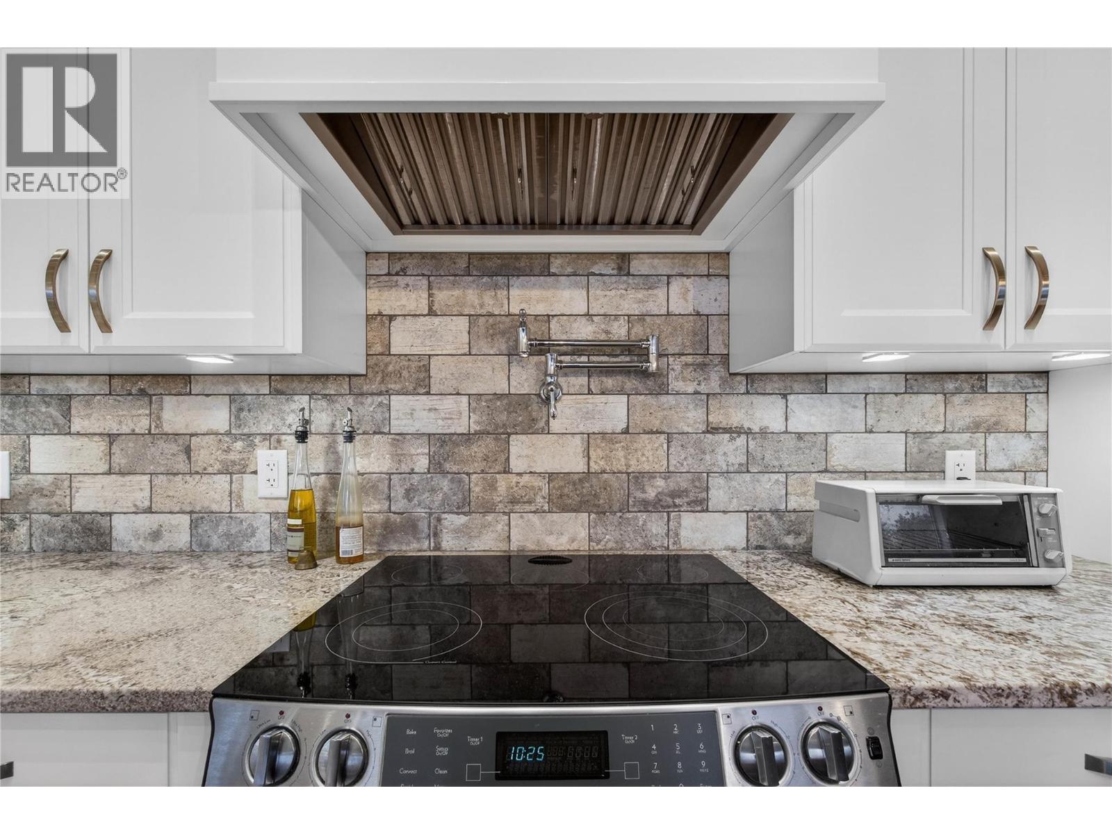 2281 24 Avenue Ne, Salmon Arm, British Columbia  V1E 3Y4 - Photo 52 - 10374607