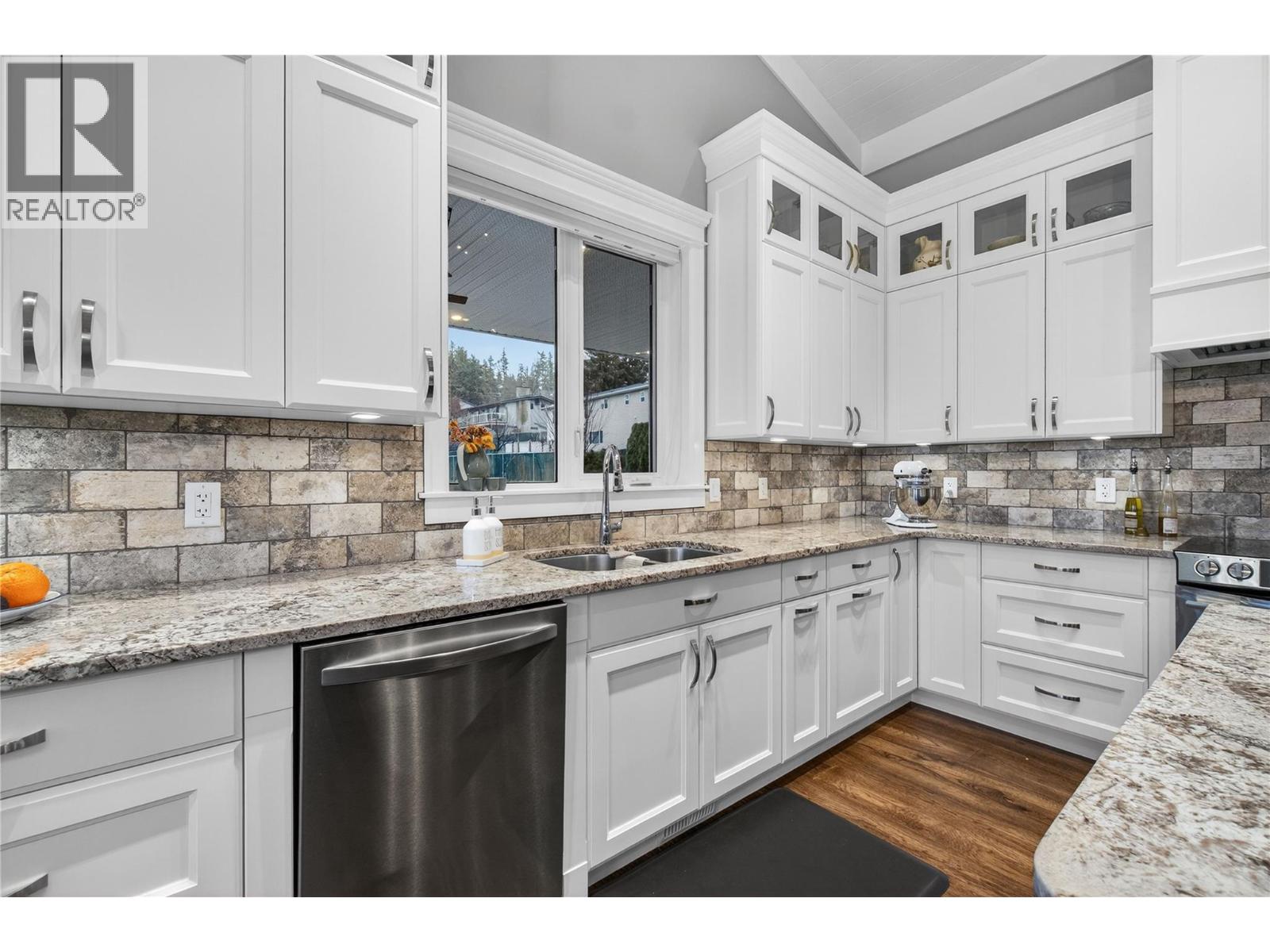 2281 24 Avenue Ne, Salmon Arm, British Columbia  V1E 3Y4 - Photo 67 - 10374607