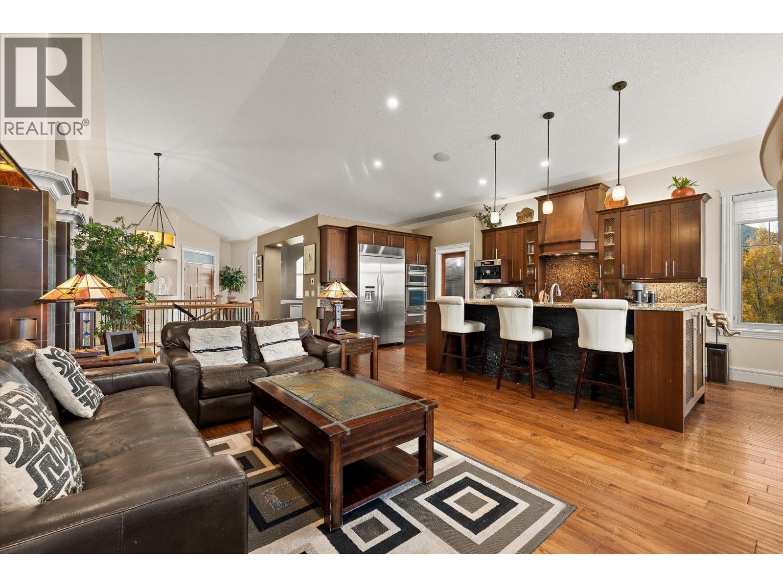 603 Arbor View Drive, Kelowna, British Columbia  V1W 4Z7 - Photo 14 - 10373064