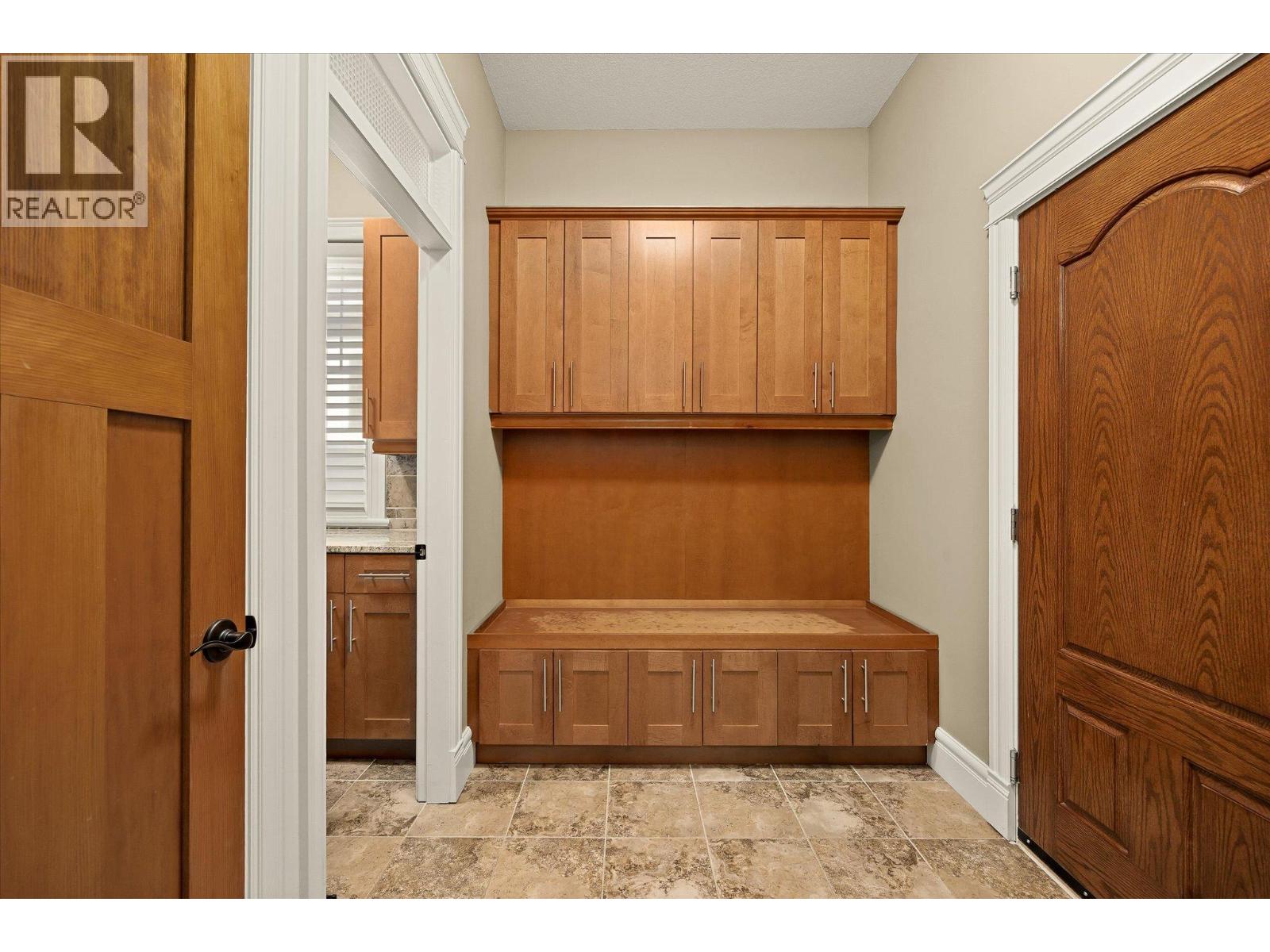 603 Arbor View Drive, Kelowna, British Columbia  V1W 4Z7 - Photo 28 - 10373064
