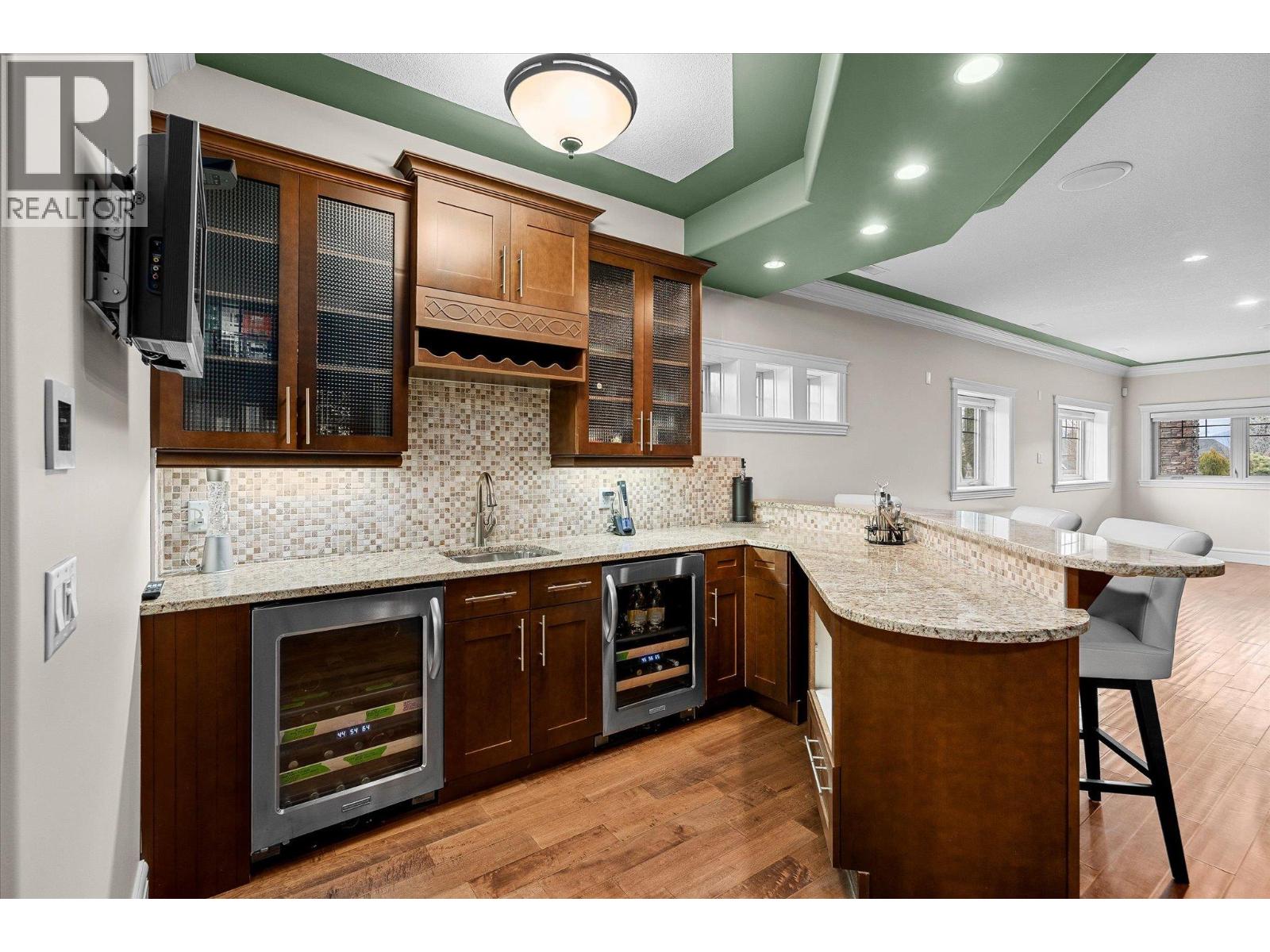 603 Arbor View Drive, Kelowna, British Columbia  V1W 4Z7 - Photo 33 - 10373064
