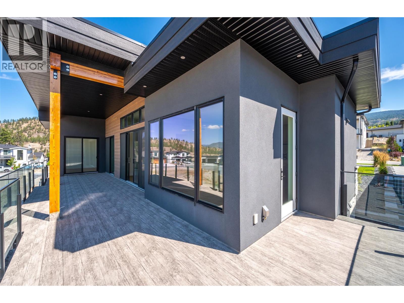 1075 Elk Street, Penticton, British Columbia  V2A 0C9 - Photo 45 - 10374778