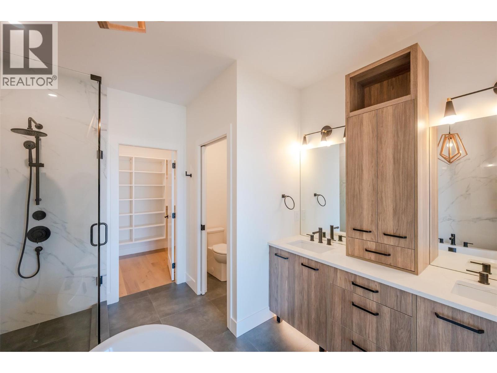 1075 Elk Street, Penticton, British Columbia  V2A 0C9 - Photo 6 - 10374778