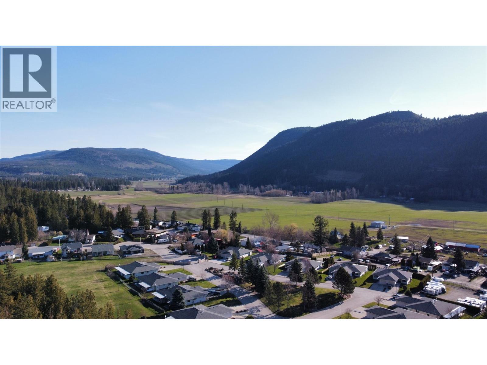 2541 Cedar Ridge Court, Lumby, British Columbia  V0E 2G0 - Photo 9 - 10374503