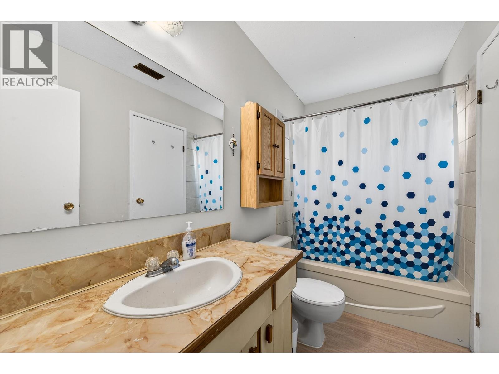 2070/2072 Westsyde Road, Kamloops, British Columbia  V2B 7C2 - Photo 25 - 10374789